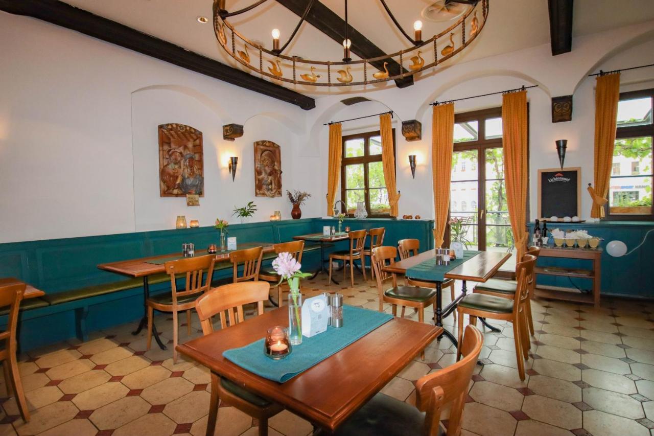 Gasthaus Zum Schwan Oschatz Esterno foto
