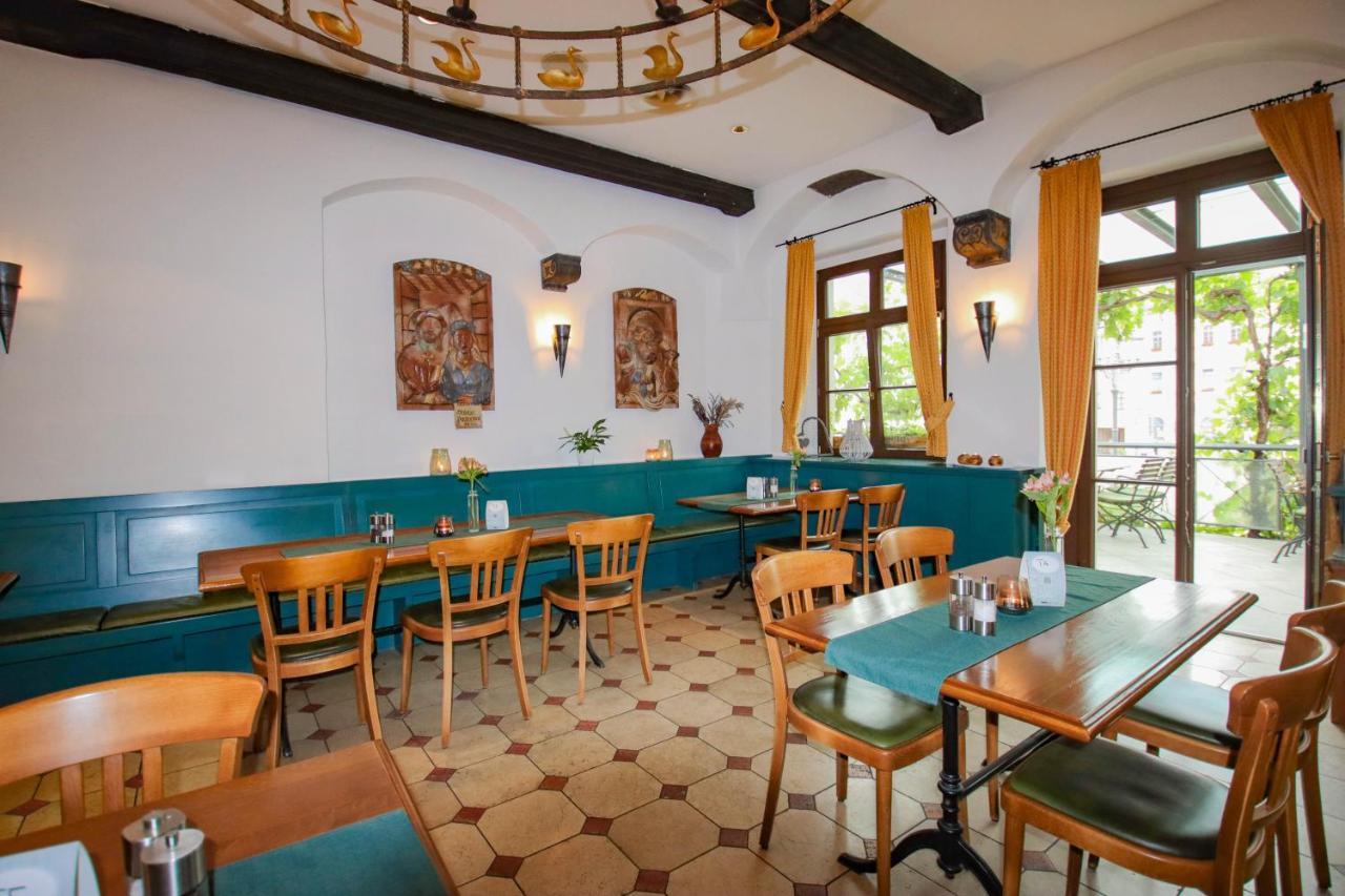 Gasthaus Zum Schwan Oschatz Esterno foto