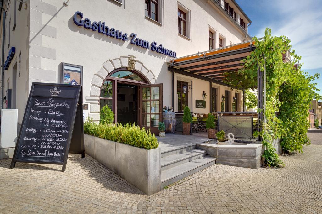 Hotel Gasthaus Zum Schwan Oschatz Esterno foto