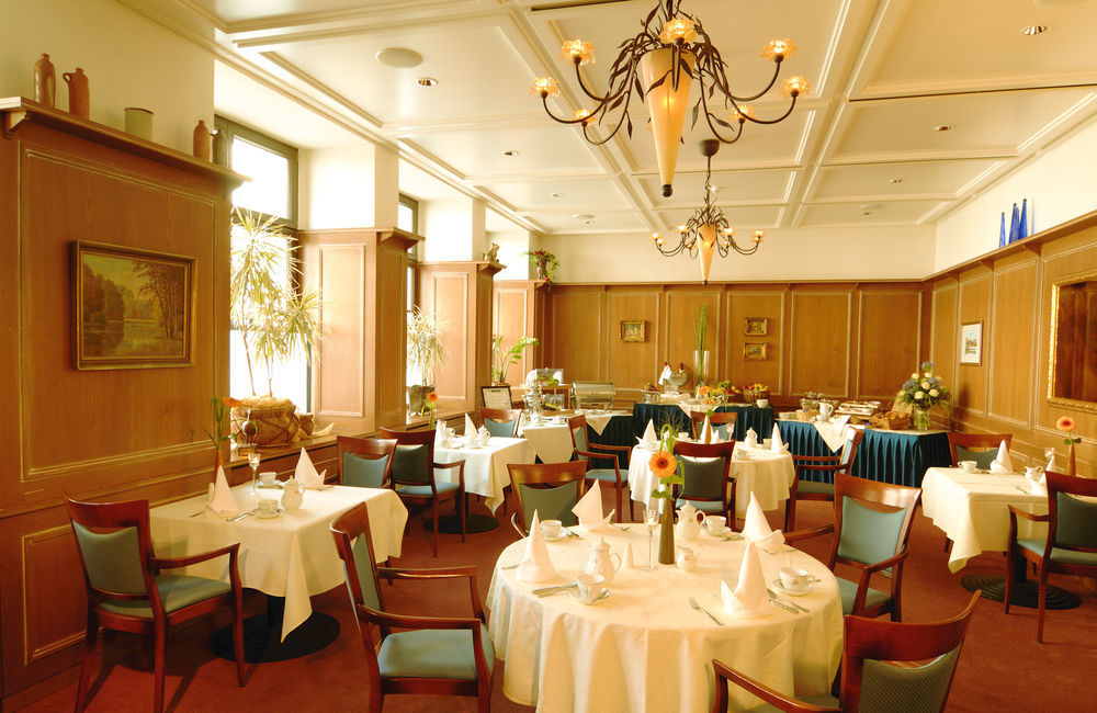 Gasthaus Zum Schwan Oschatz Esterno foto